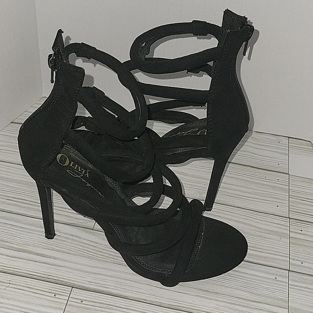 Olivia Ferragamo - Picture 6 of 9